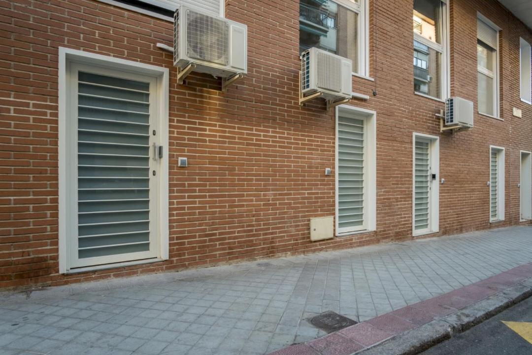 Modern- 1 Bd 1,5 Bth- Delicias Atocha Appartement Madrid Buitenkant foto